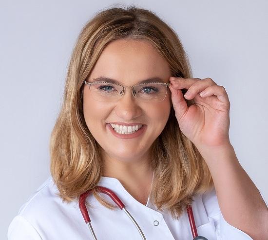 BIO Karolina Pyziak-Kowalska
