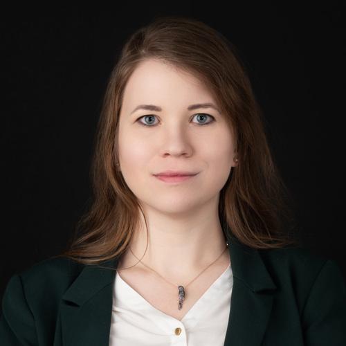 dr Marta Błaszkowska-Nawrocka