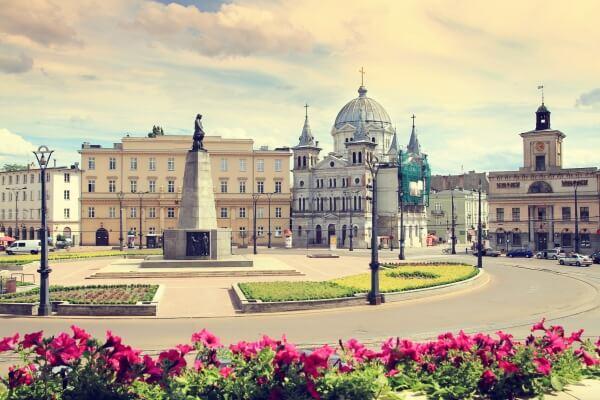 Widok na Plac Wolności w mieście Łódź