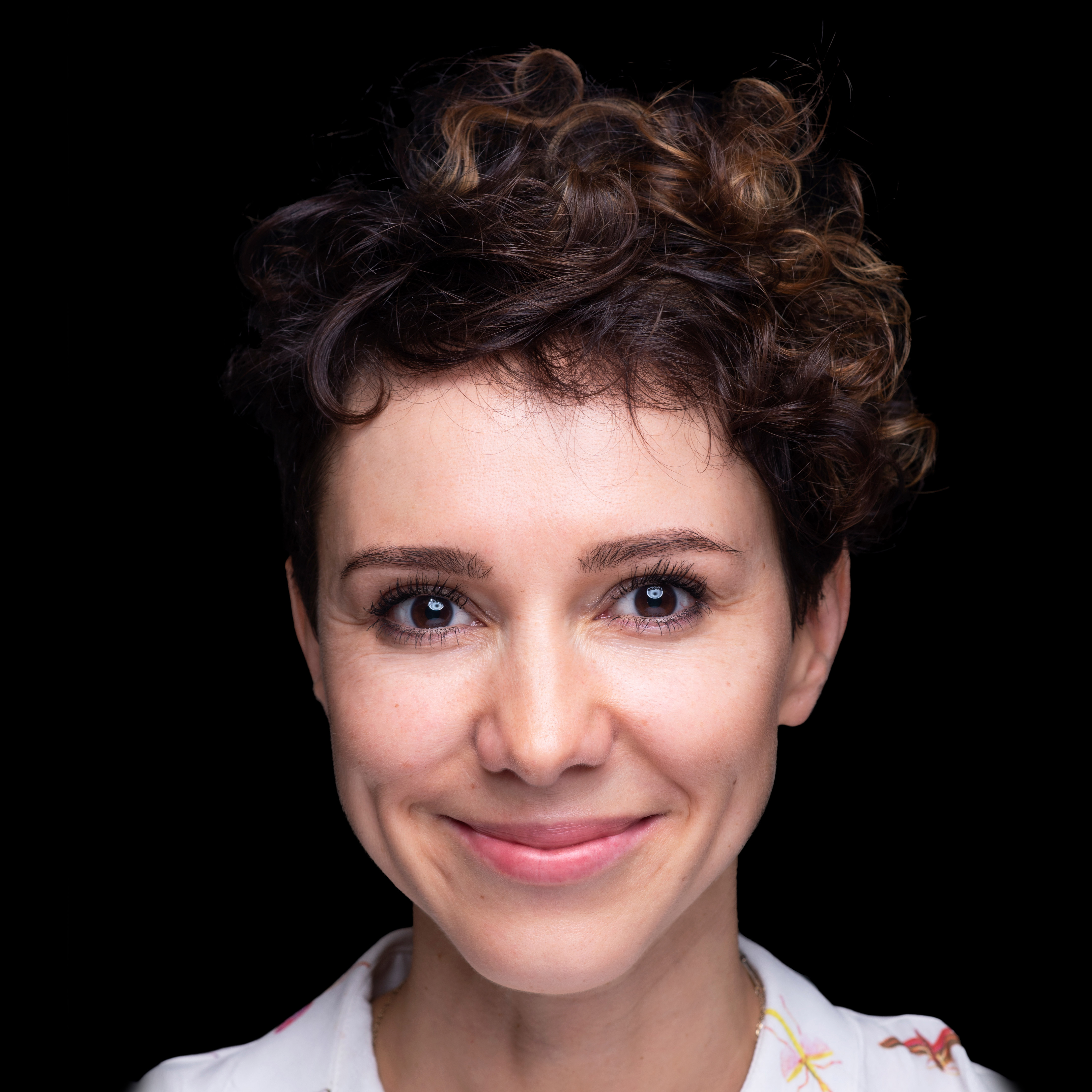 dr Paulina Grzęda, kulturoznawczyni, filolożka, dyplomowany coach
