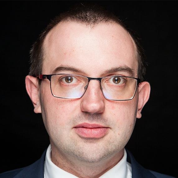 dr hab. Piotr J&oacute;źwiak, prof. Uniwersytetu SWPS, koordynator kierunku prawo